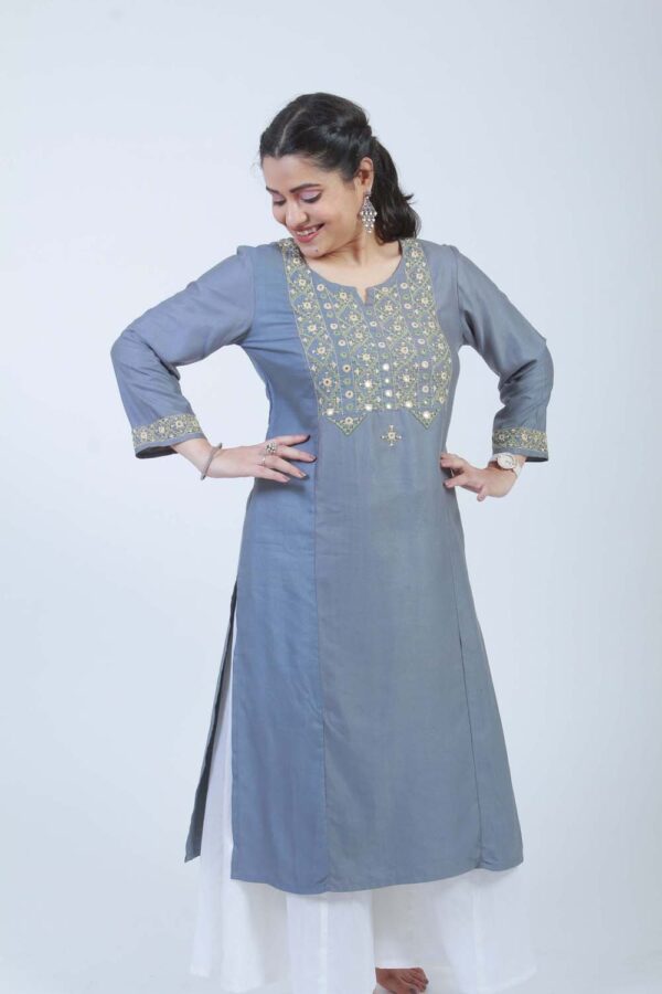Jaalibari Hand Embroidered Kurta Buy Urmul Desert Crafts
