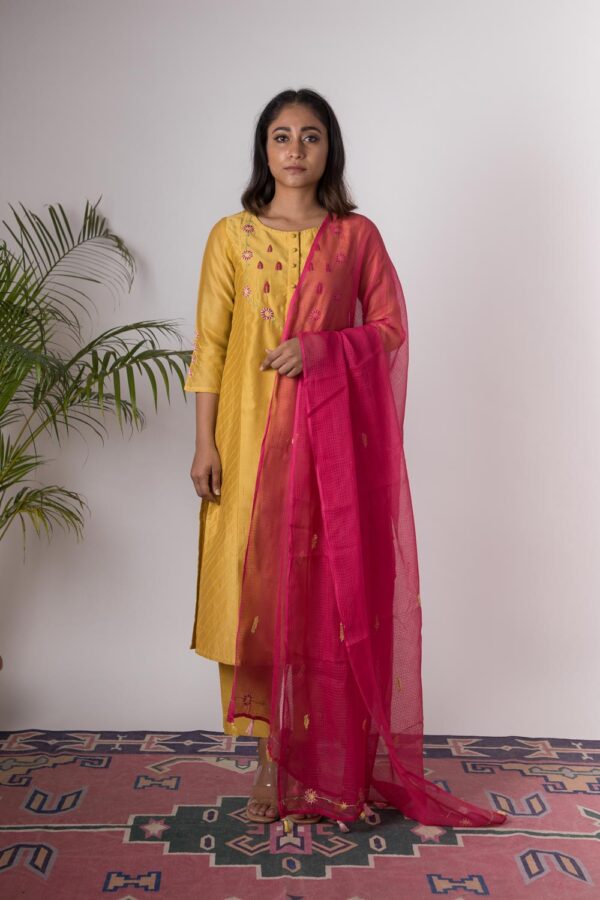 Champa Hand Embroidered Kurta Buy Urmul Desert Crafts