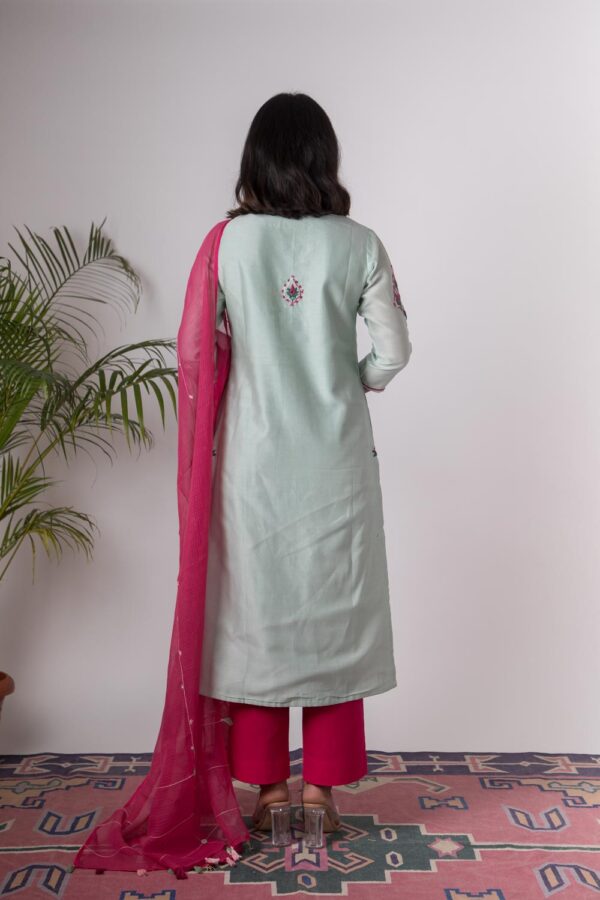 Rajnigandha Hand Embroidered kurta Buy Urmul Desert Crafts