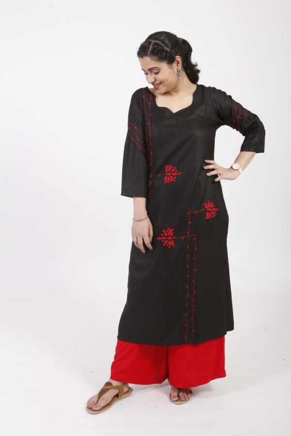 Fatima Hand Embroidered Kurta Buy Urmul Desert Crafts