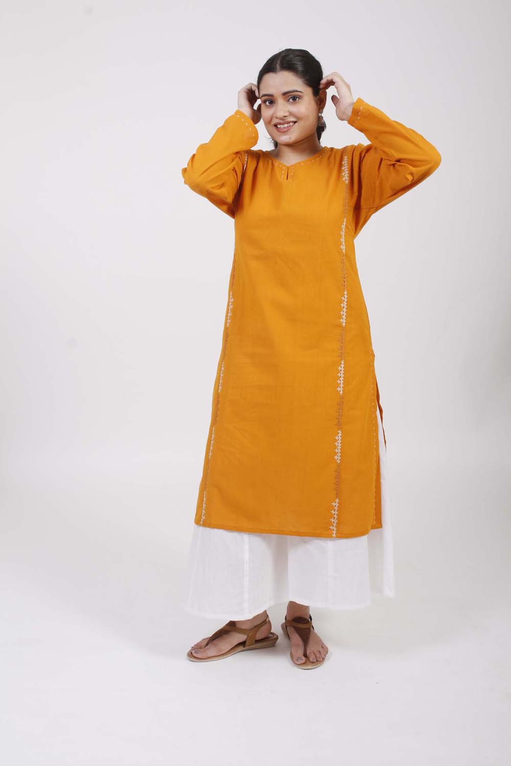 Sindhi Hand Embroidered Kurta Buy Urmul Desert Crafts