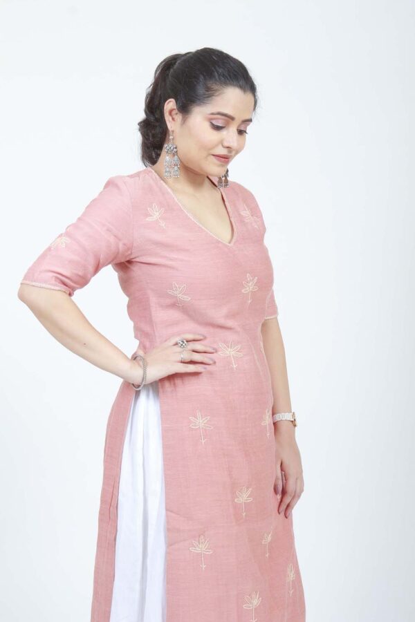 Diti Hand Embroidered kurta Buy Urmul Desert Crafts