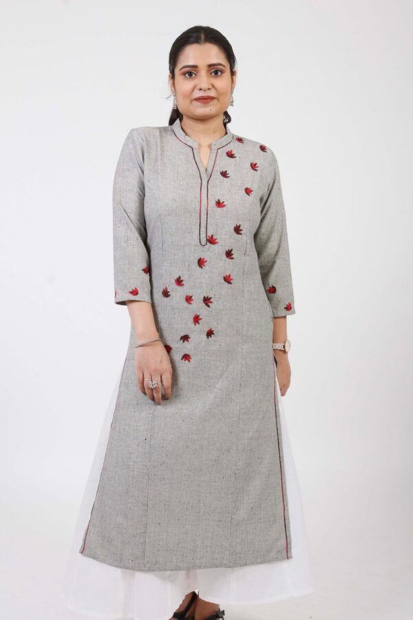 Aashna Hand Embroidered Kurta Buy Urmul Desert Crafts