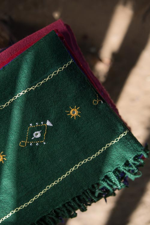 Mirror and fish Hand Embroidered green woollen stoles Buy Urmul Desert Crafts
