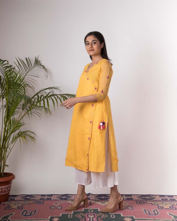 Alisha Hand Embroidered kurta Buy Urmul Desert Crafts