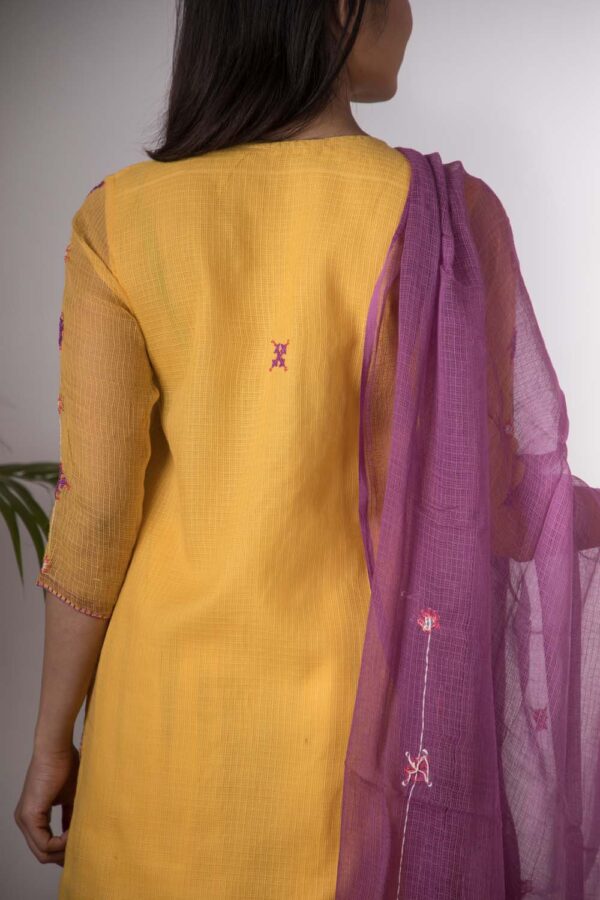 Alisha Hand Embroidered kurta Buy Urmul Desert Crafts