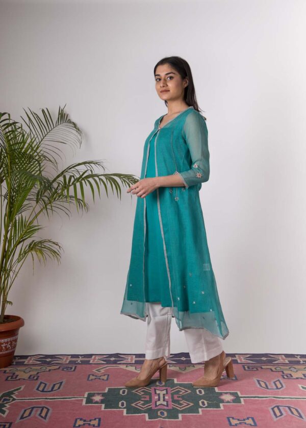 Isha Hand Embroidered kurta Buy Urmul Desert Crafts