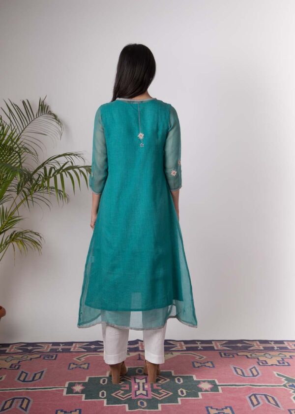 Isha Hand Embroidered kurta Buy Urmul Desert Crafts