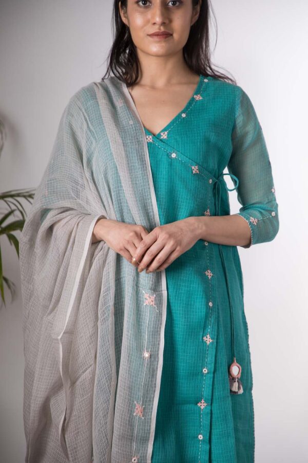 Lisa Hand Embroidered kurta Buy Urmul Desert Crafts