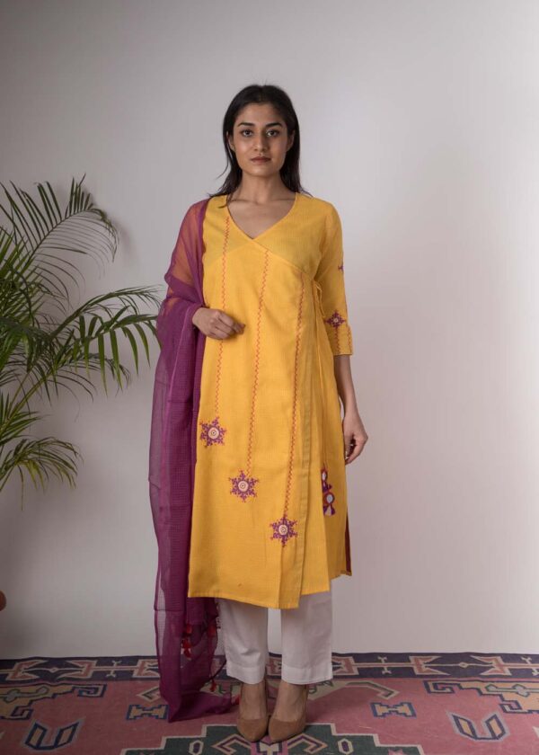 Pyaari Hand Embroidered kurta Buy Urmul Desert Crafts