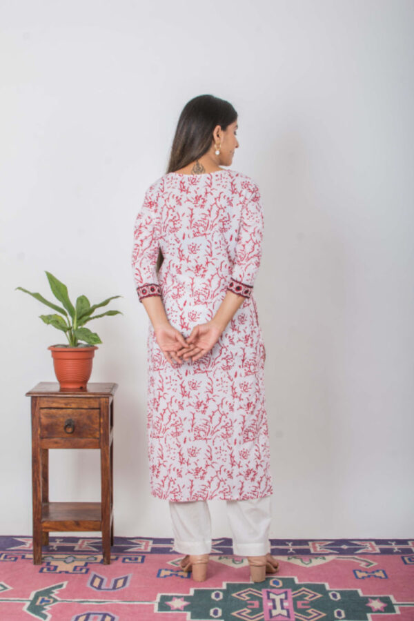 Gulbarh Handblock printed and Embroidered white kurta. (3pc kurta,pant and Dupatta) Buy Urmul Desert Crafts