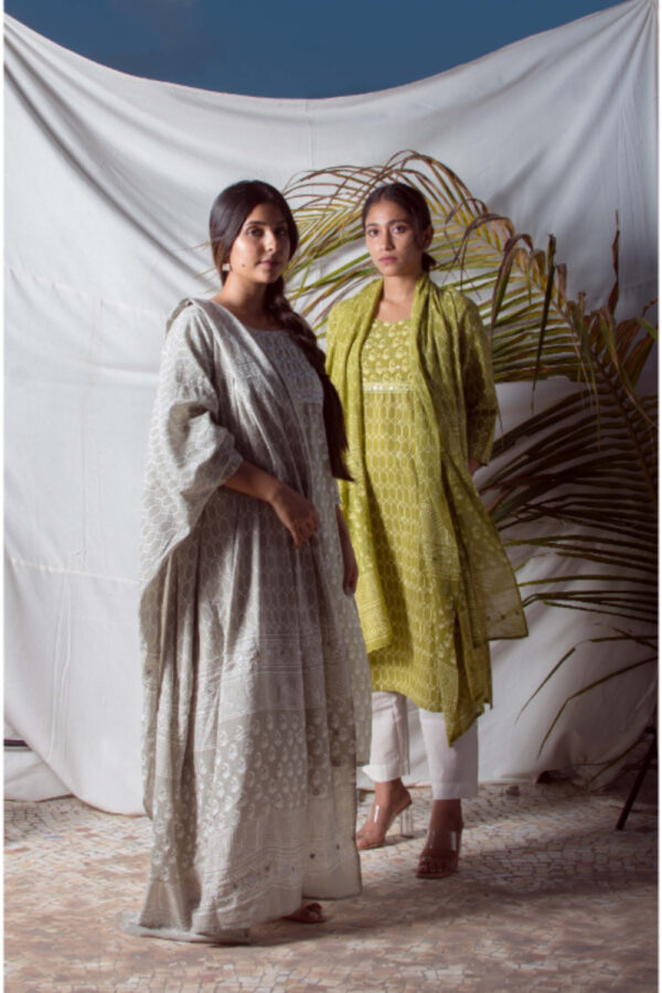 Mumtaz Handblock printed and Embroidered Green kurta. (3pc kurta,pant and dupatta) Buy Urmul Desert Crafts