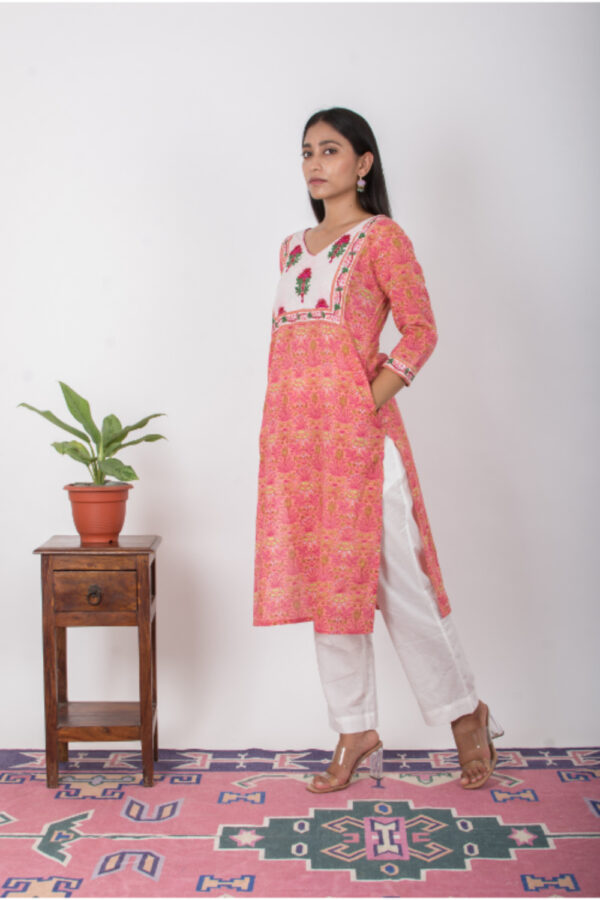 Nazim Handblock printed and Embroidered pinky orange kurta. (3pc kurta,pant and dupatta) Buy Urmul Desert Crafts
