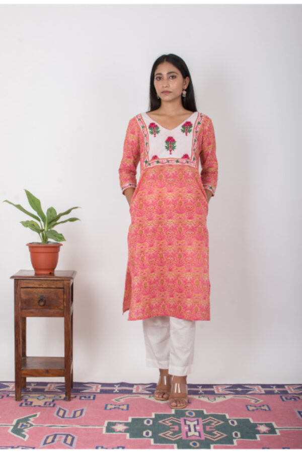 Nazim Handblock printed and Embroidered pinky orange kurta. (3pc kurta,pant and dupatta) Buy Urmul Desert Crafts