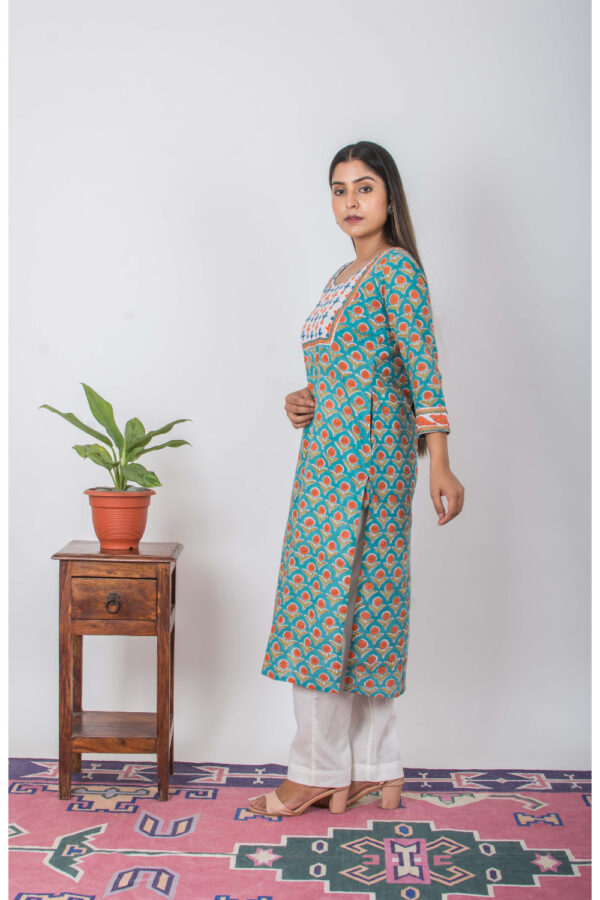 Gauhar Handblock printed and Embroidered floral white kurta. (3pc Kurta, Pant and Dupatta ) Buy Urmul Desert Crafts