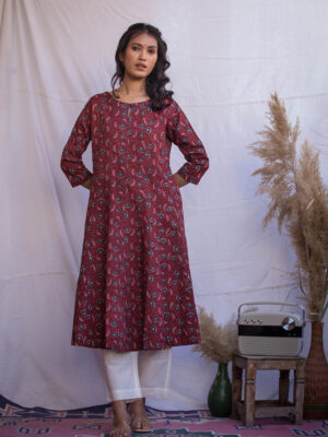 Mia Bageecha Kurti Buy Urmul Desert Crafts