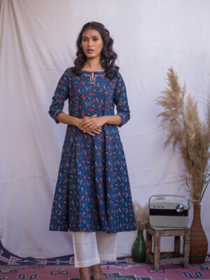 Tia Bageecha Kurti Buy Urmul Desert Crafts