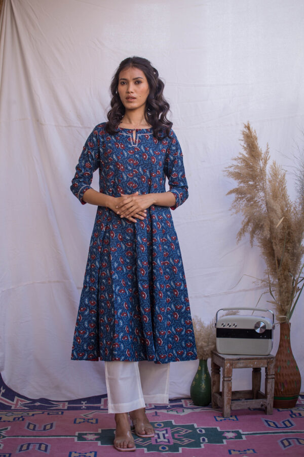 Tia Bageecha Kurti Buy Urmul Desert Crafts