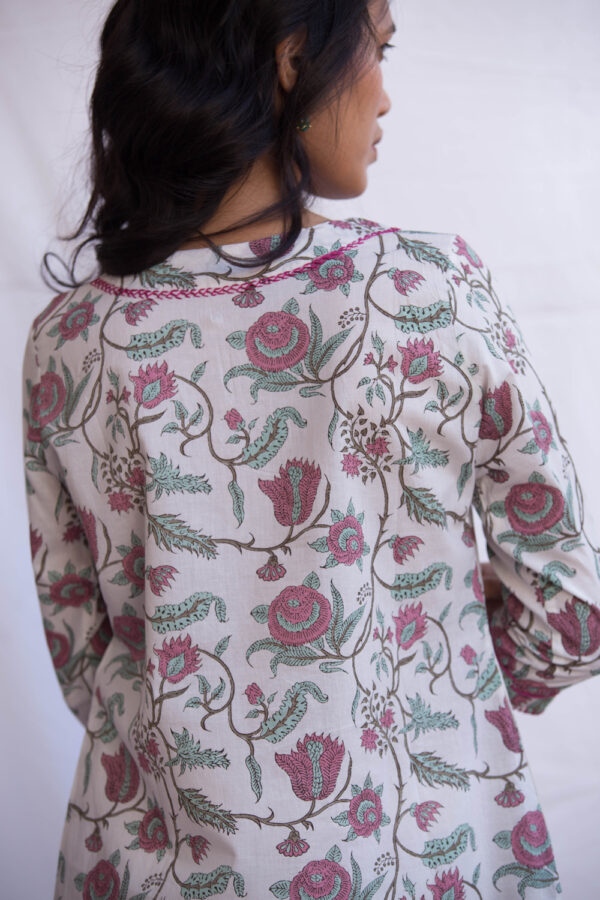 Kapal Bageecha Kurti Buy Urmul Desert Crafts