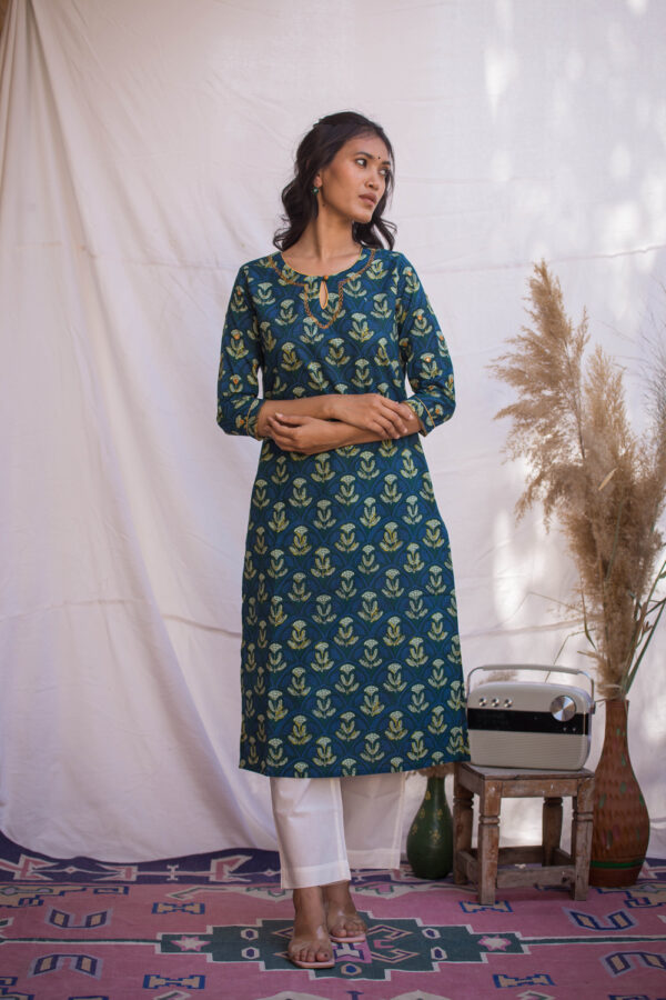 Surili Bageecha Kurti Buy Urmul Desert Crafts