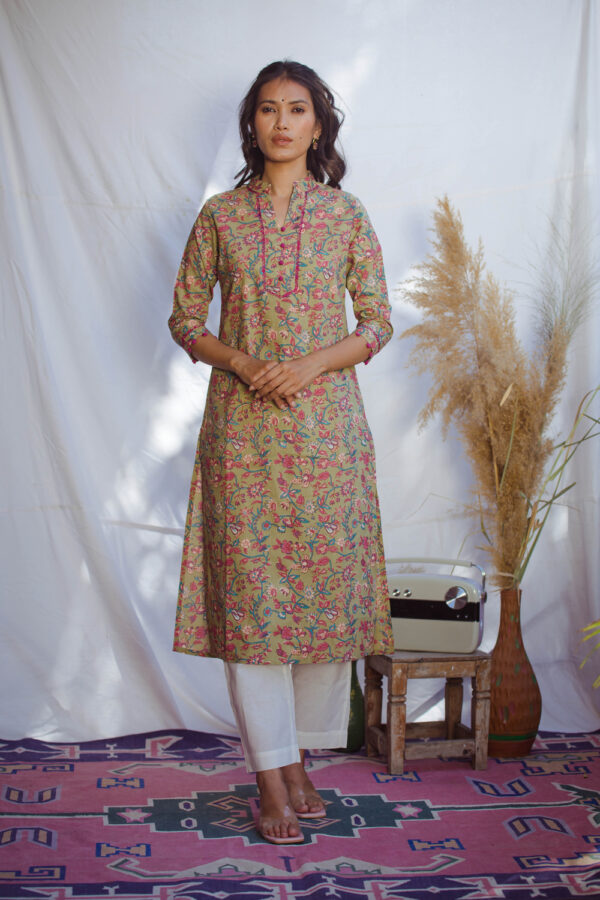Juri Bageecha Kurti Buy Urmul Desert Crafts