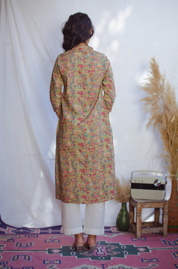 Juri Bageecha Kurti Buy Urmul Desert Crafts