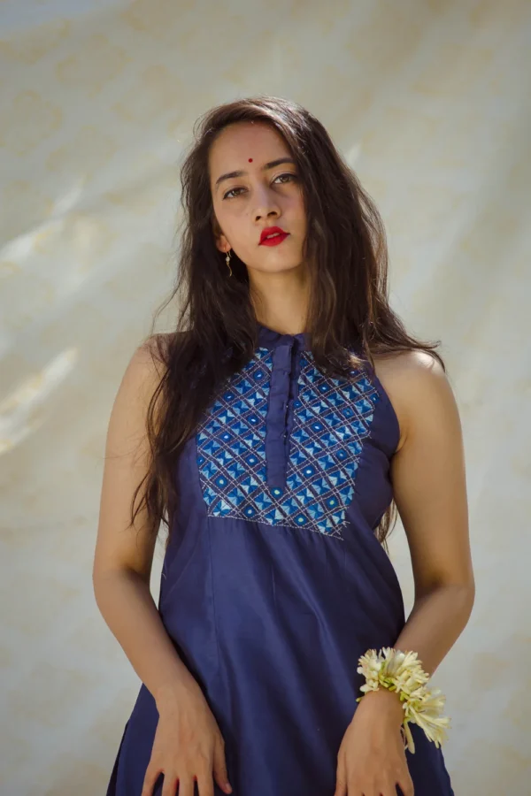 Hir Sitara Kurti By Urmul Desert Crafts