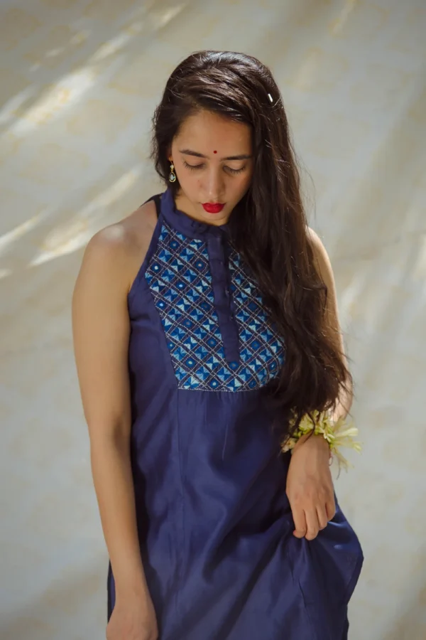 Hir Sitara Kurti By Urmul Desert Crafts