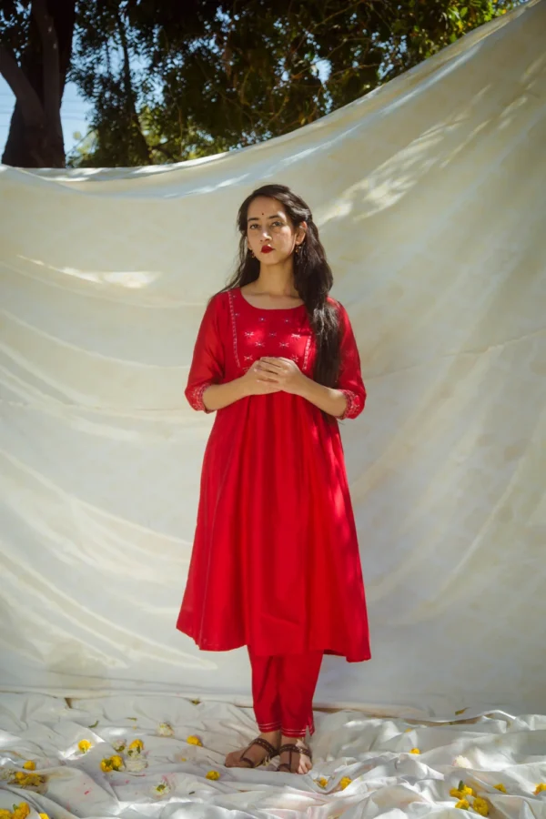 Reeti Sitara Kurti By Urmul Desert Crafts